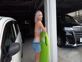 THE ドキュメント　本能丸出しでする絶頂SEX　褐色ギャルママ乱交快楽イキまくりトリップするエロBody　サンプル画像02